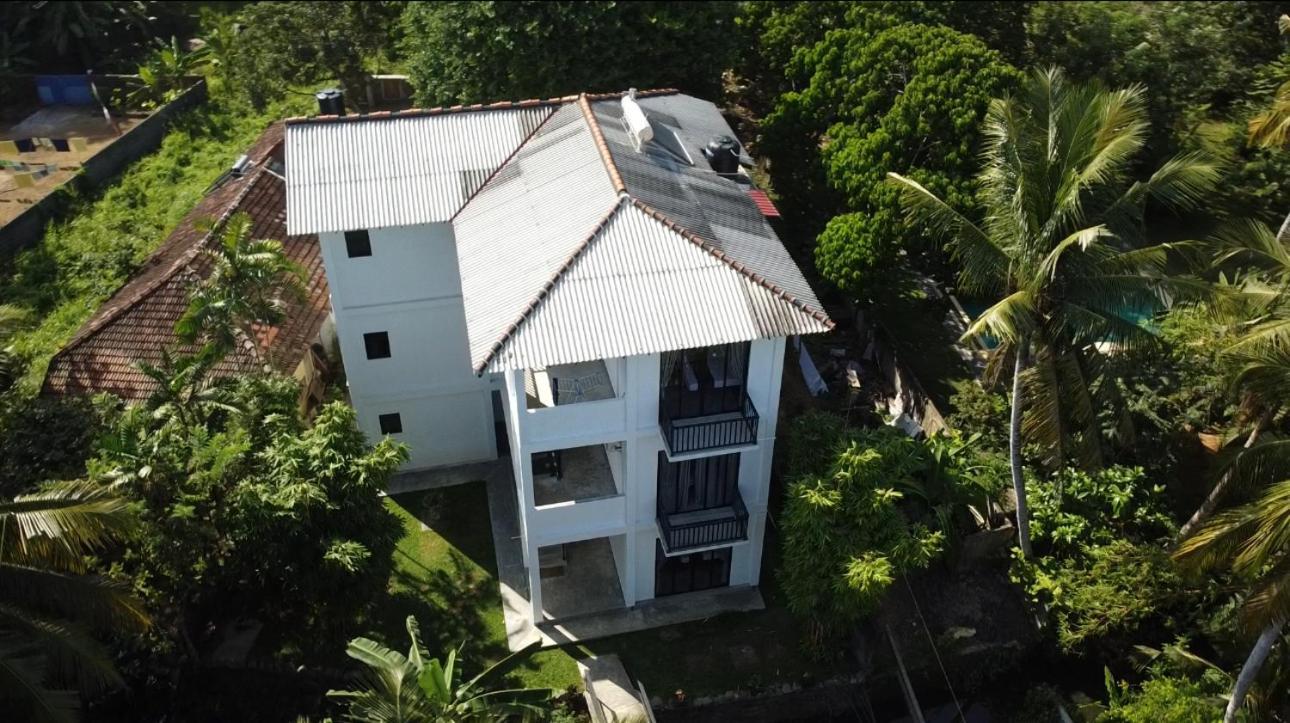 Zero Nero Hotel Unawatuna Exterior foto